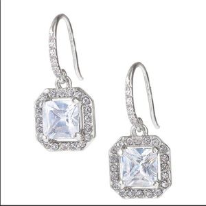 Pre Owned Stella & Dot Deco Drop Earrings